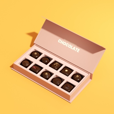 Customized Empty Wedding Chocolate Packaging Gift Boxes Recyclable Magnetic Paper with Sponge Liner Matt Lamination Handling